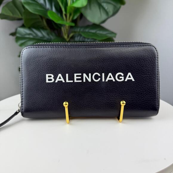 💎✨Authentic Balenciaga Logo Leather Continental Wallet - Picture 1 of 4